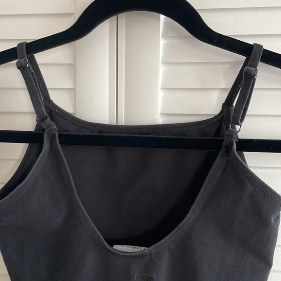 Junior girls/ladies black dance bodysuits - assorted sizes/styles - Picture 3 of 15